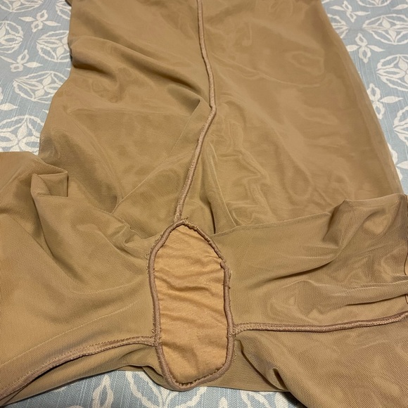 Spanx Assets shaper - Picture 3 of 3